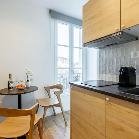Le Nomad By Sweett Hotel